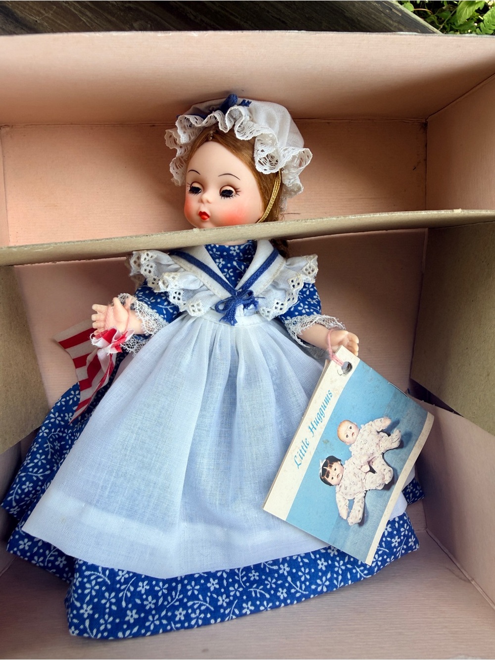 Madame Alexander Betsy Ross doll in box with flag